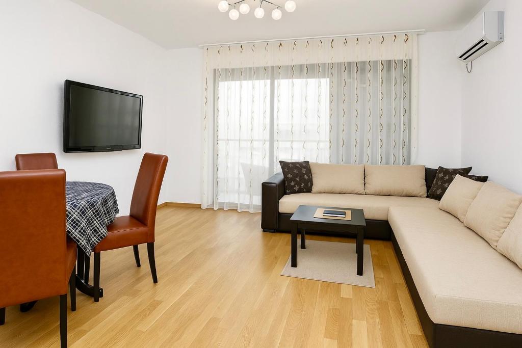 ADELISA COMFORT APARTMENTS - Near Slovenska Beach BUDVA - 2