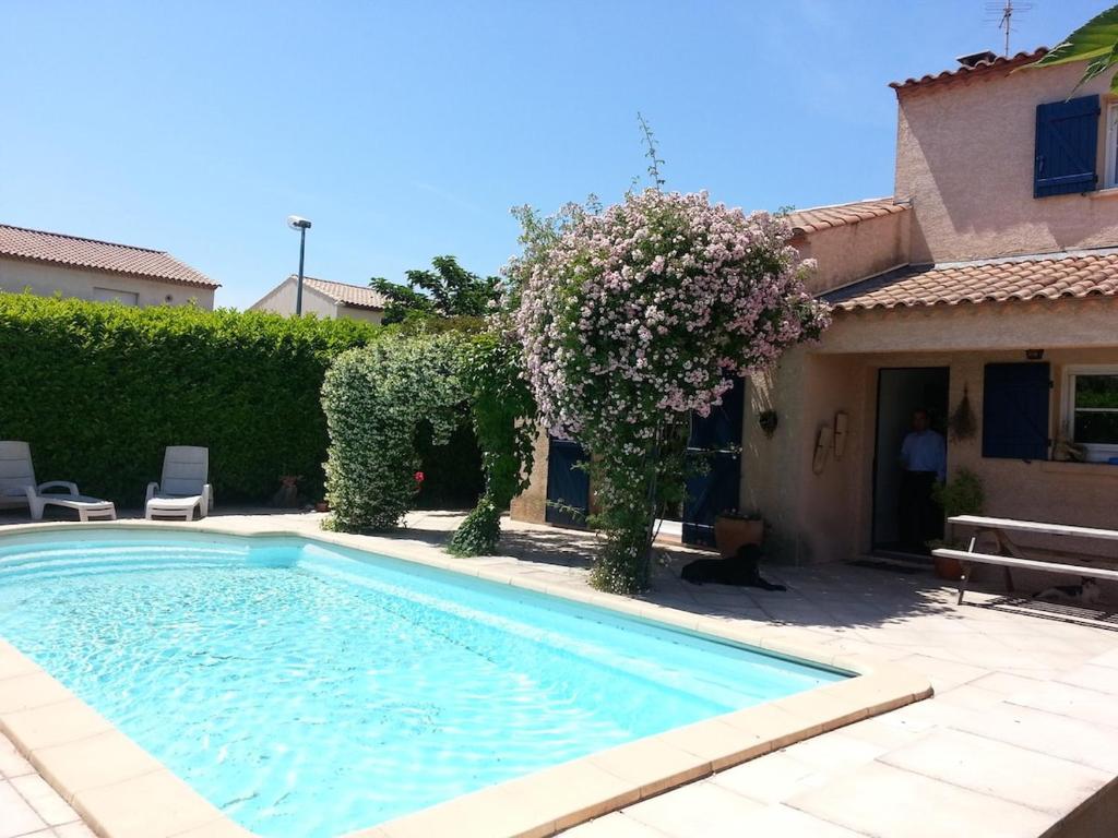 Villa avec piscine à 15min des plages - 1