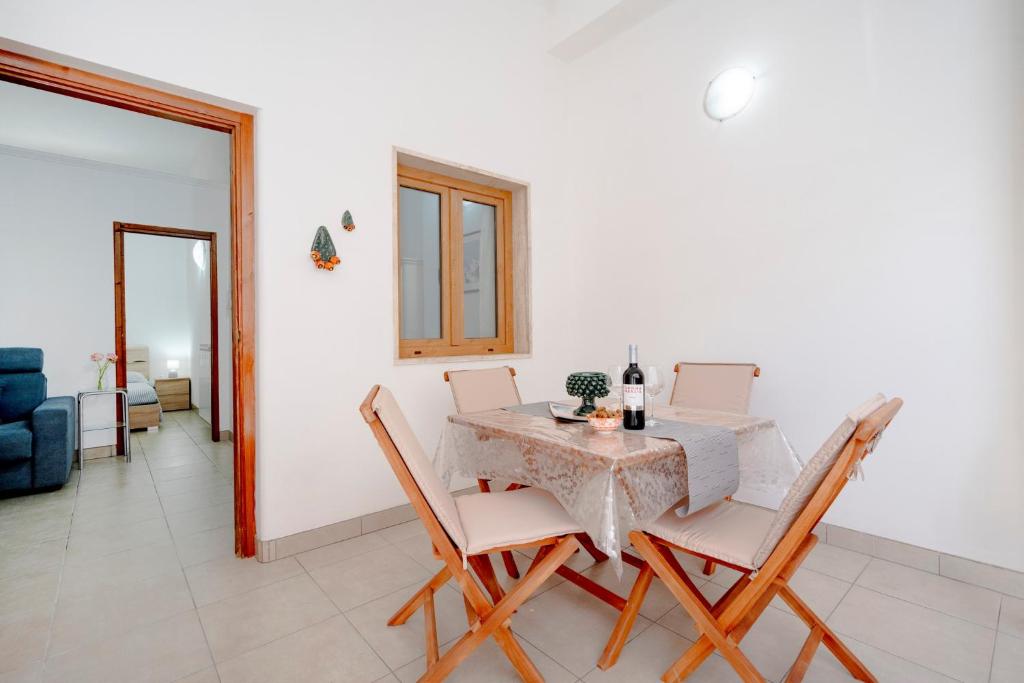 GuestHost - Rosa Home, Monopoli