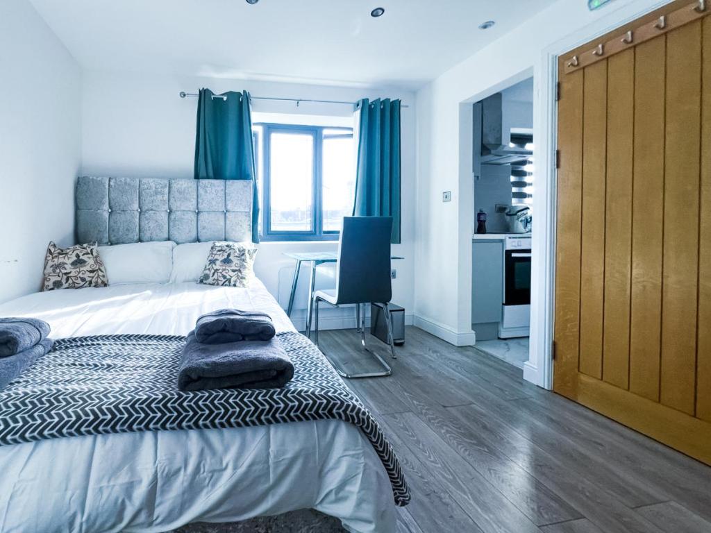 HavenEase, Redbridge