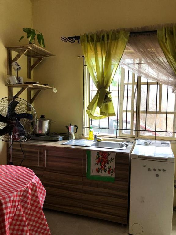 MIC-creative Shortlets, Mama