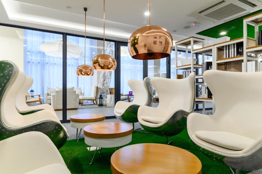 Business center