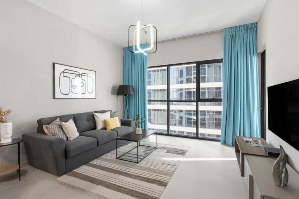 Silkhaus design 1BDR with Burj Khalifa view in new tower, Dubaj