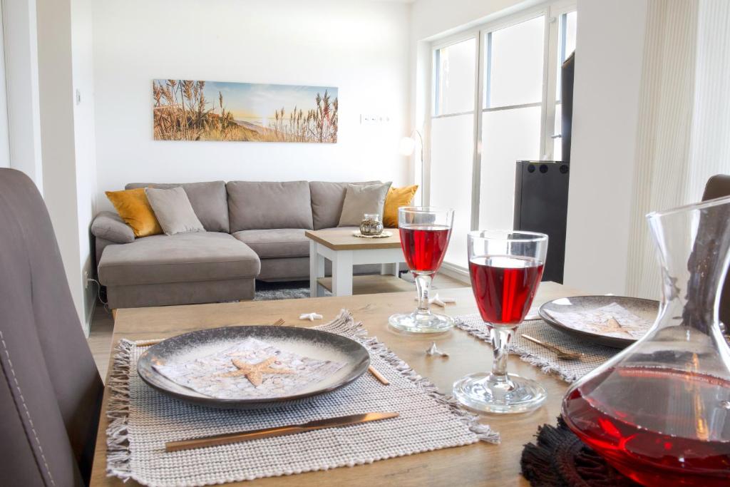 Meerzeit Tossens - Mit Infrarotsauna, Garten und Dachterrasse, Tossens