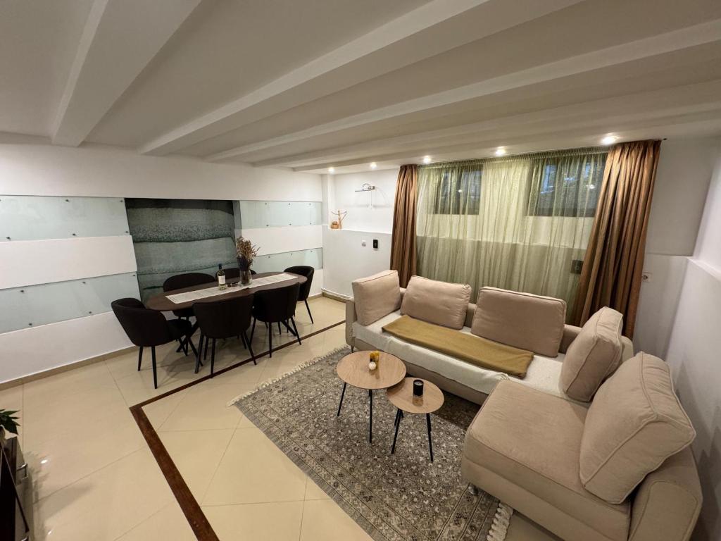 Heart of Domenii - cozy apartment in quiet area, Bukurešť