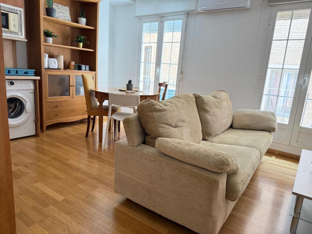 LC Casta Álvarez, Zaragoza