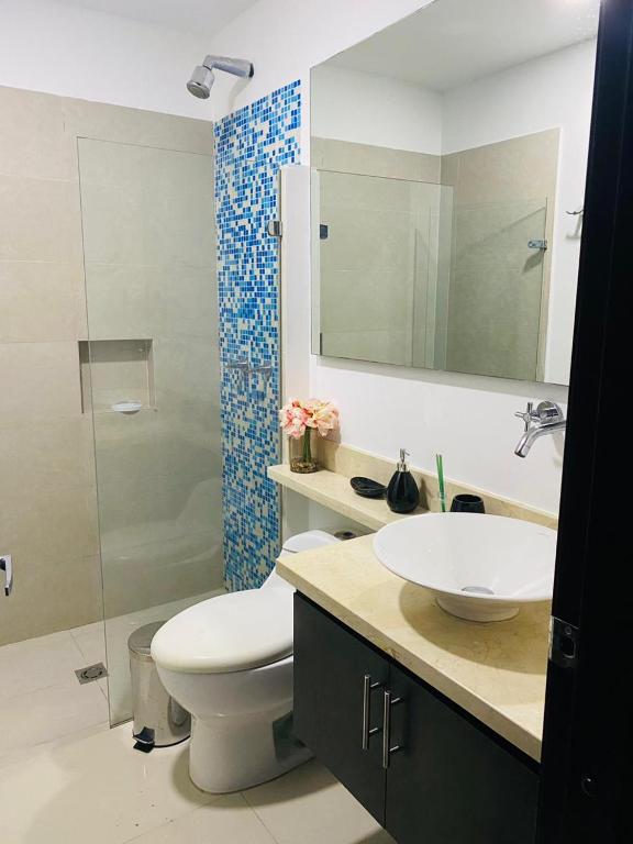 Hermoso Alojamiento de 3 alcobas - 4