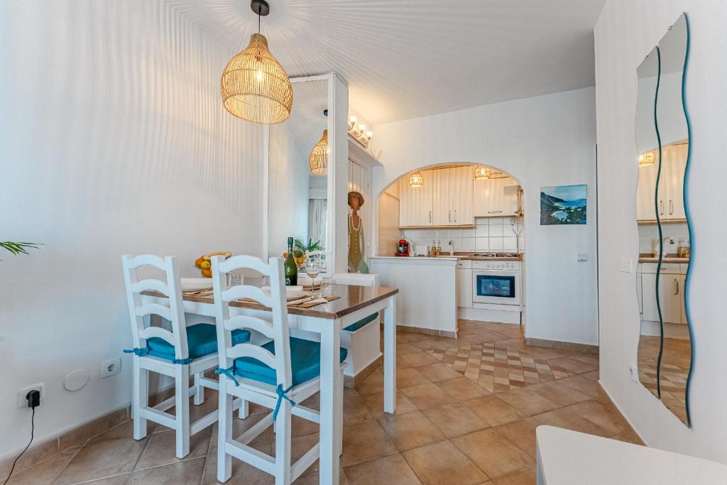 Ocean View - 1 Bedroom Apartment in Los Cristianos - 4