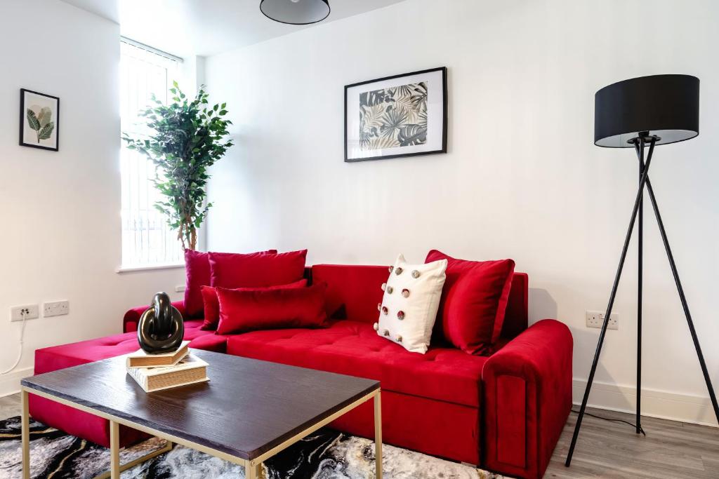 Whitchurch Road Retreat in Cardiff, Cardiff