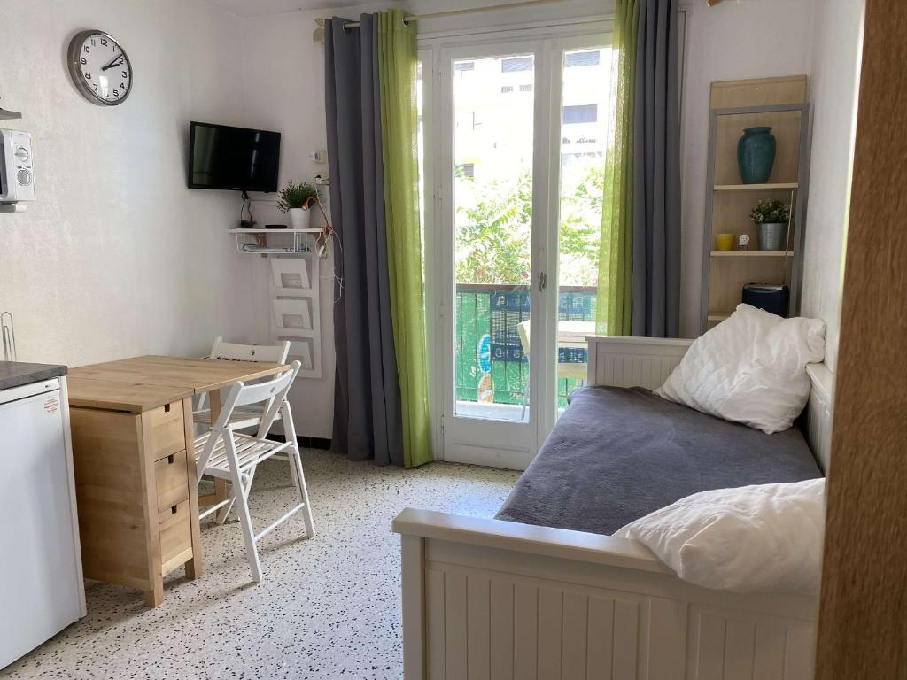 Studio climatisé avec balcon proche centre et thermes, Balaruc-les-Bains - FR-1-553-21 - 2