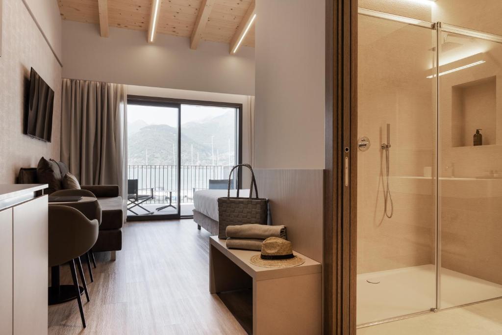 Lago Dorato Marina Lodge - Lakefront - 5