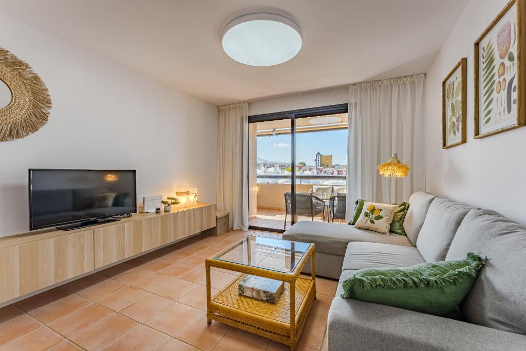 Sea View Family Apartment Heated Pool - 3