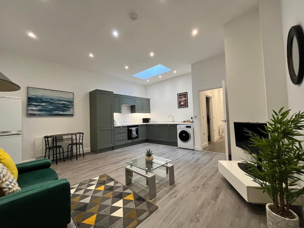 The Coastal Getaway, Isle of Wight