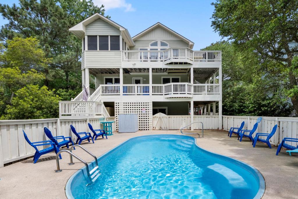 Ocean Escape, Corolla