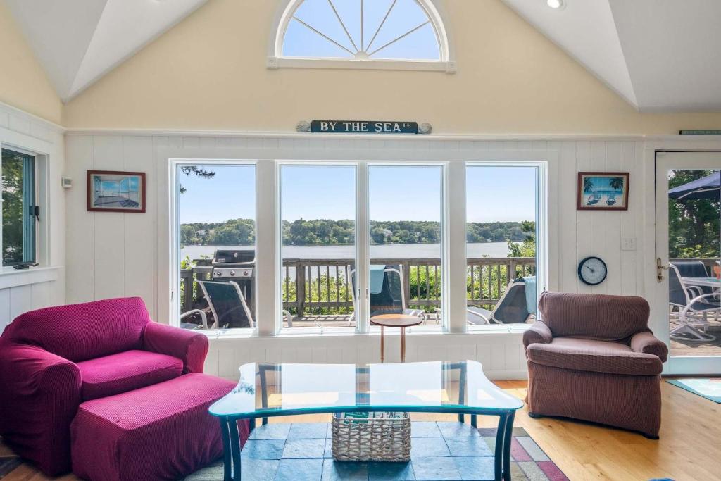 Waterfront on Follins Pond, Dennis