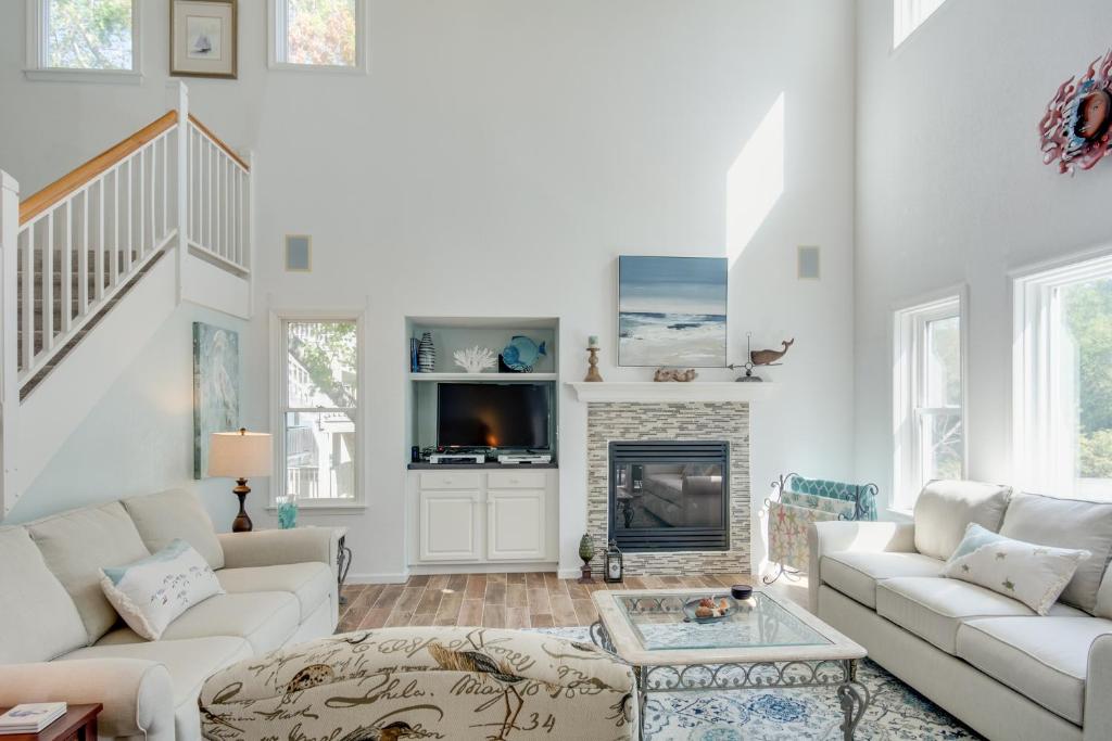 MB42- Once Upon A Tide, Corolla