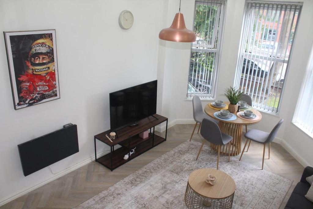 Comfy & Stylish City Nearby, Moffat