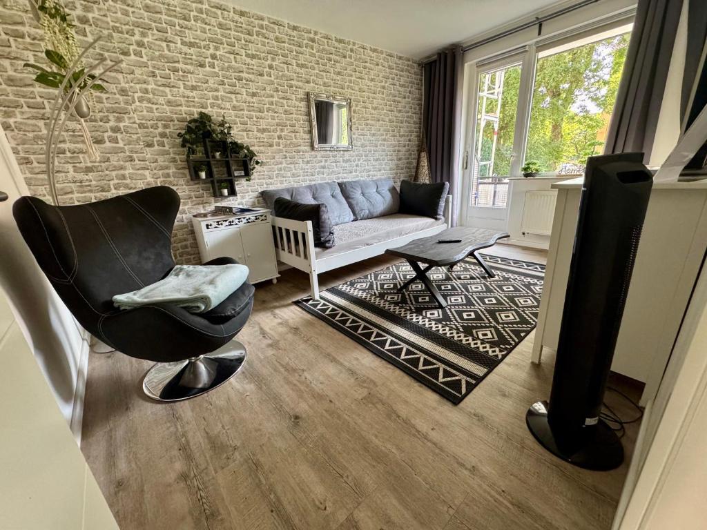 Zwei Zimmer Appartement, Brémy