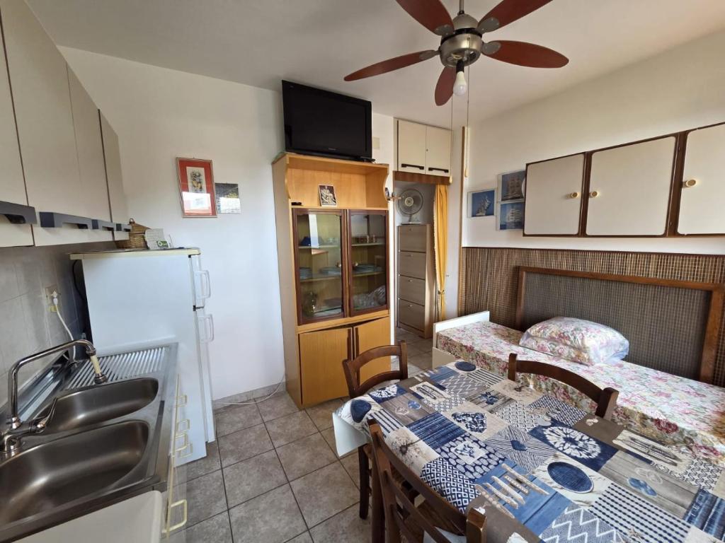 Appartamento Morelli Beach - Via Isola di Stromboli 16 - 4
