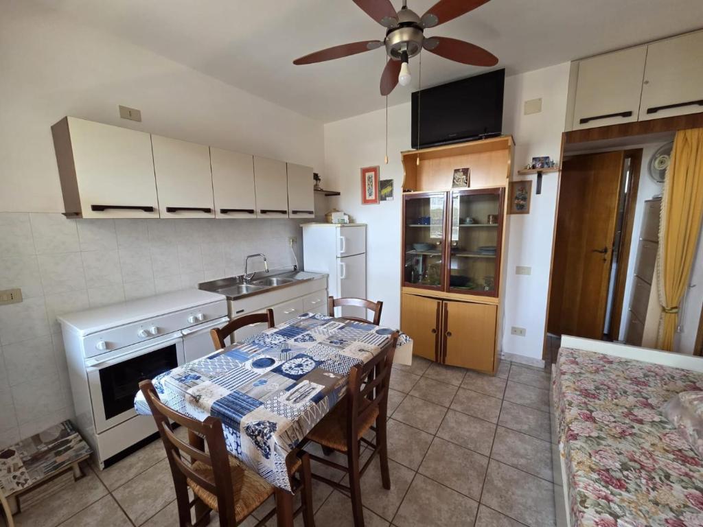 Appartamento Morelli Beach - Via Isola di Stromboli 16 - 5