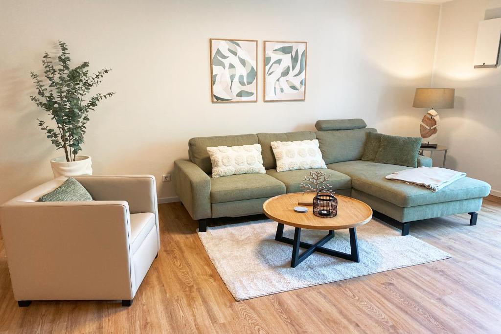 KÜSTE33/13 – Exklusive Ferienwohnung mit Sauna & nah am Strand!, Tossens