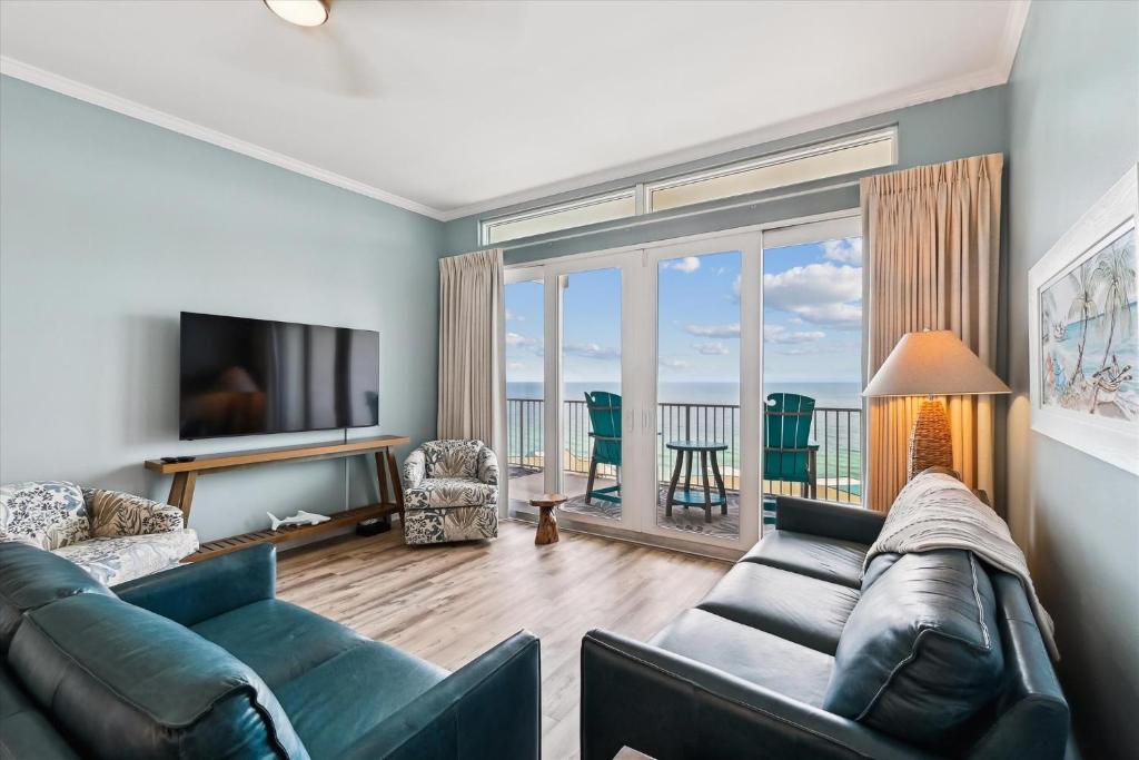 Laketown Wharf 2123 condo, Panama City Beach