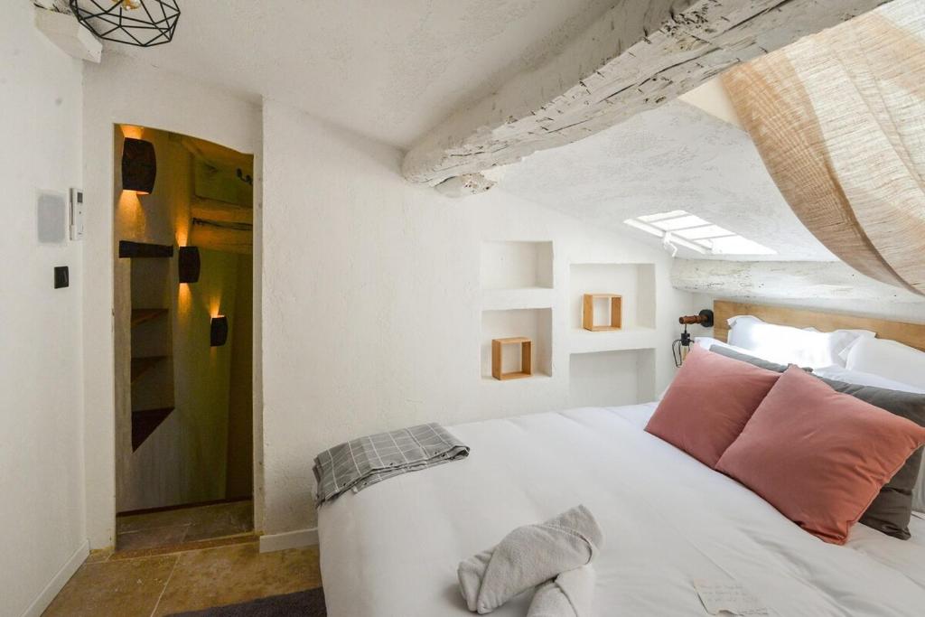 Flat village Saint-Paul-de-Vence 4P - 2