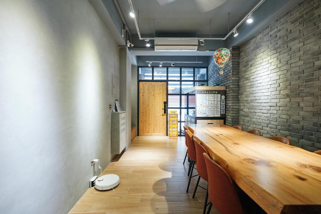 人山民宿 (RenShan Homestay)