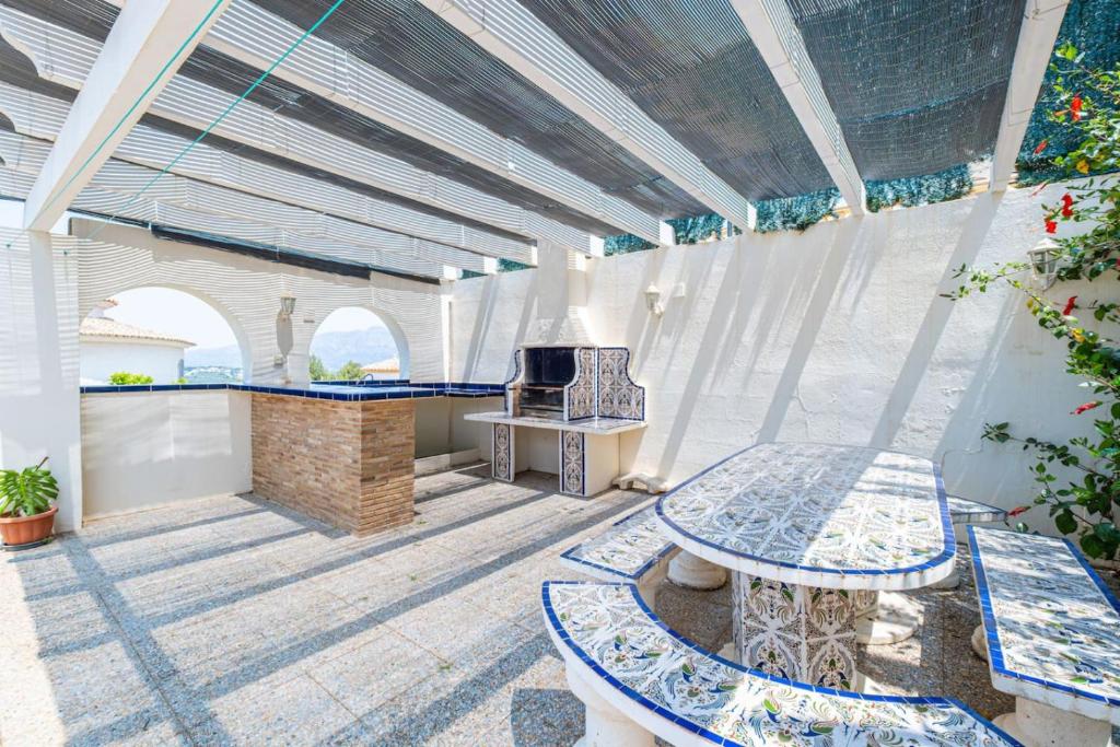 Sunny & Soul Villa - Private Pool, BBQ & Mediterranean Garden - 3