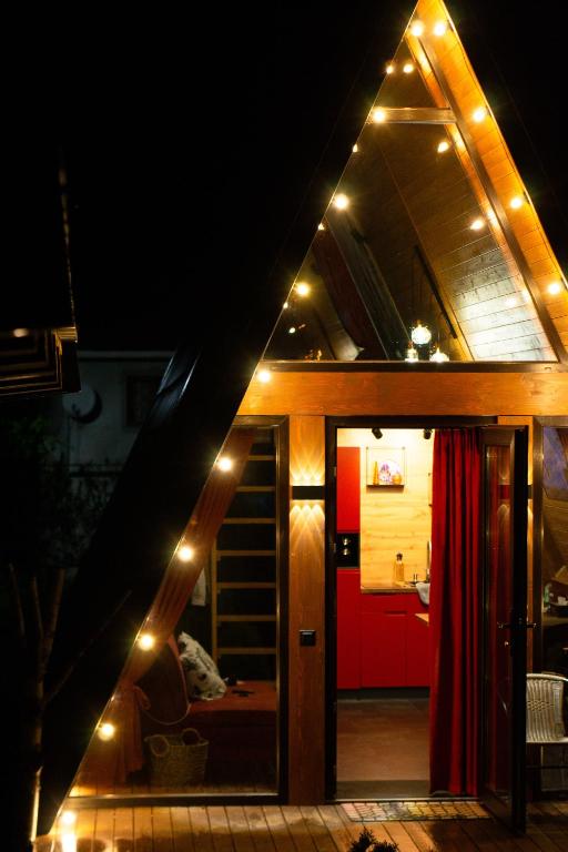 A-frame-hub, Slavske