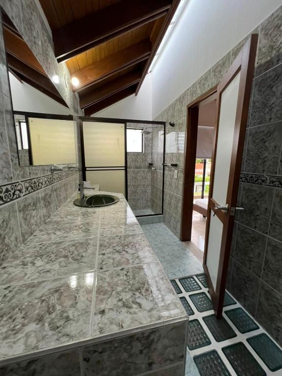 Espectacular Casa Campestre Girardot - Ricaurte - 4