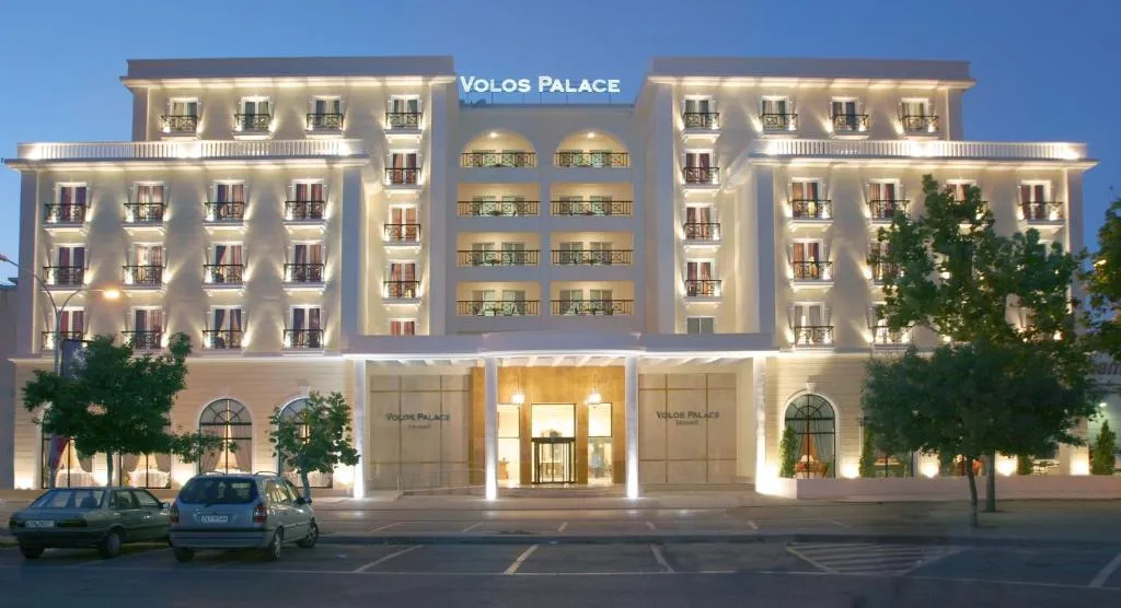 Volos Palace, hotel v destinaci Volos