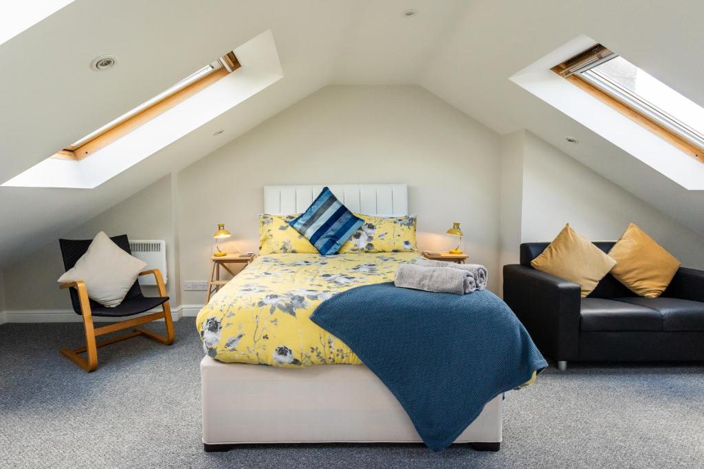 Stylish Urban Retreat- Fast WiFi & Private Ensuite, Bristol