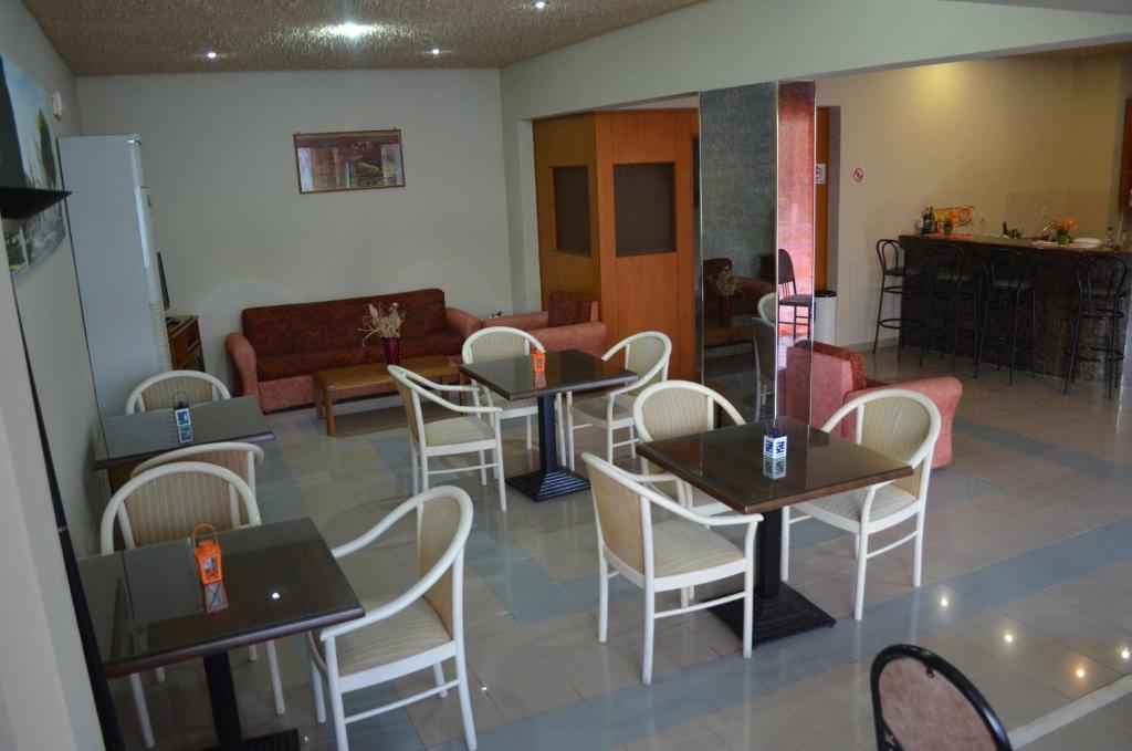 Kremasti Memories — Restaurant & bars in Kremasti, South Aegean