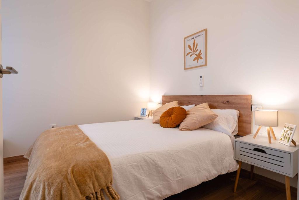 New Renovated - First Line Beach Apartment - 4