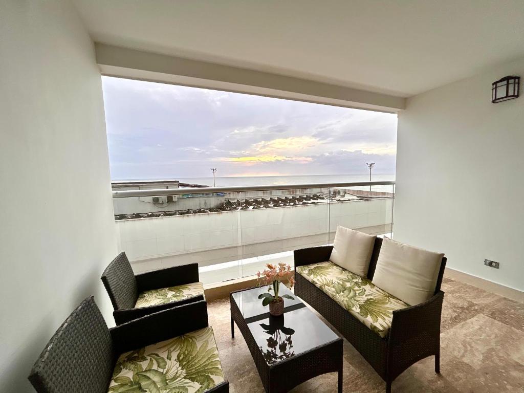 Apartasuit Cartagena beach, barrio Crespo cerca del aeropuerto - 4