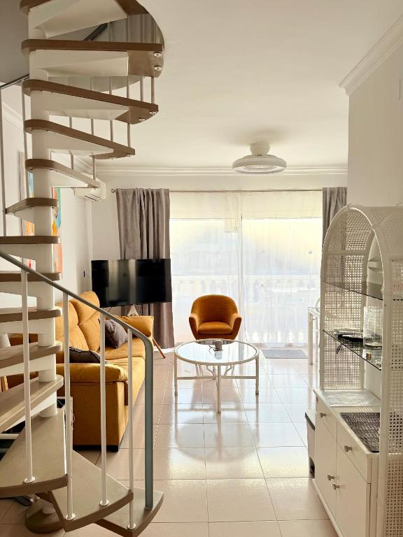 Sunny penthouse in Golf del Sur - 4