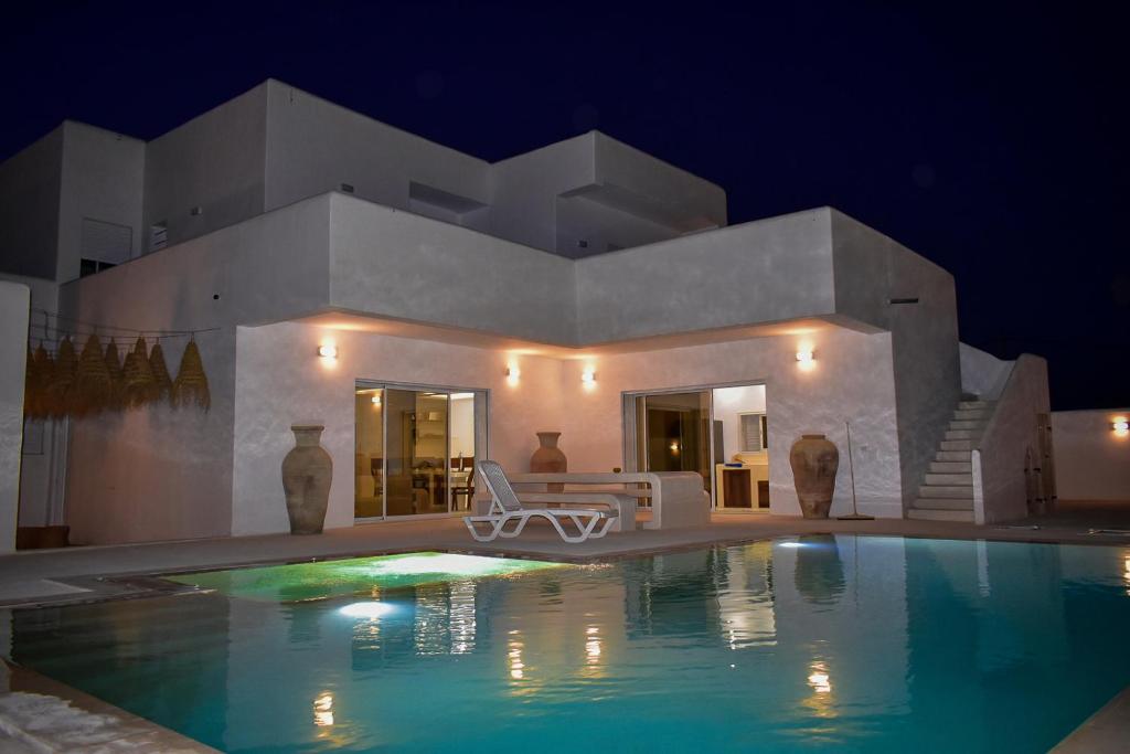 Villa SALAM, Mezraya