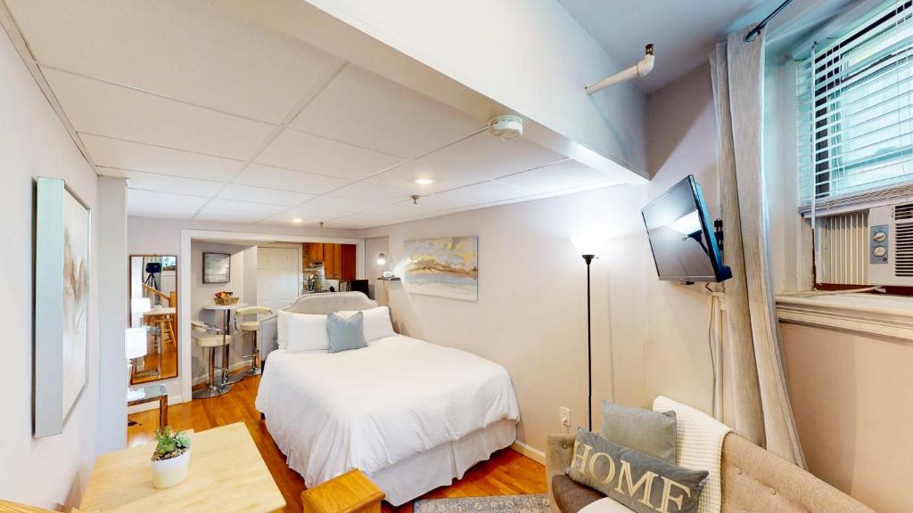 Near Public Transport, Fenway, Bu, Longwood Med, Brookline