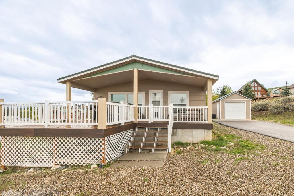 Juuust Right, Garden City