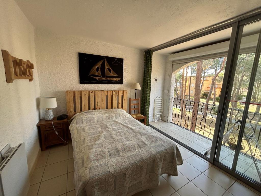 Appartement à 200m de la mer avec loggia - FR-1-837-42 - 2