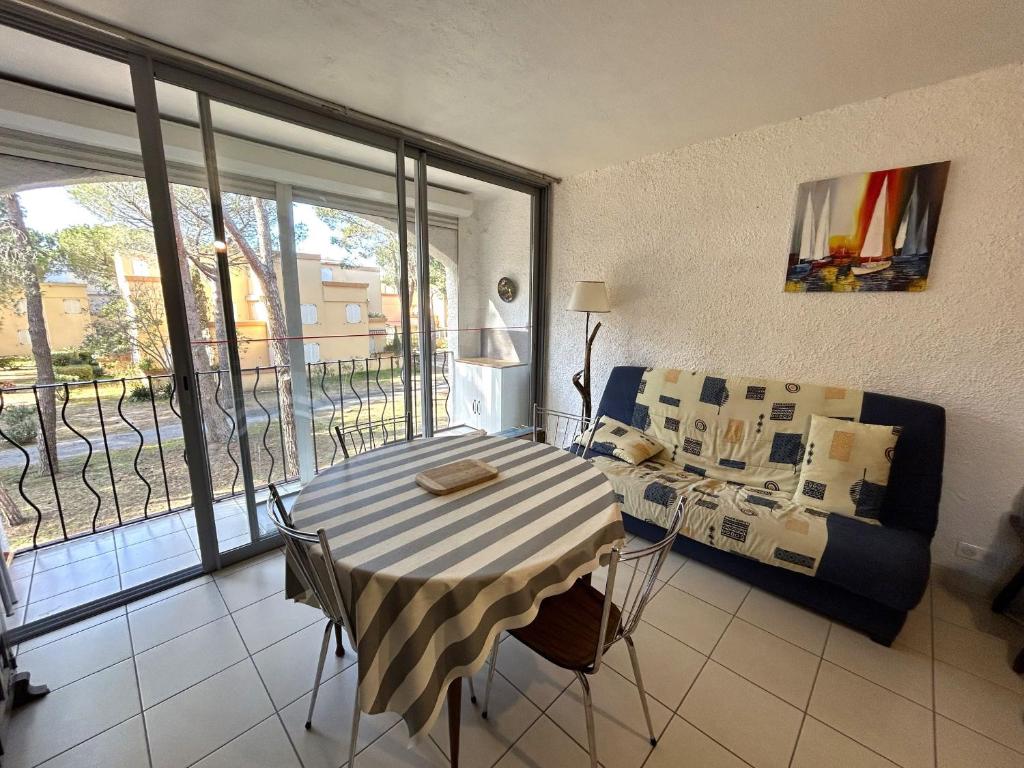 Appartement à 200m de la mer avec loggia - FR-1-837-42 - 4