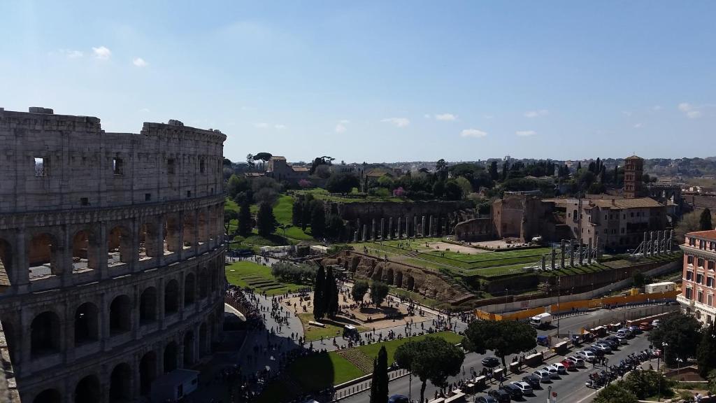 Colosseum Corner photo