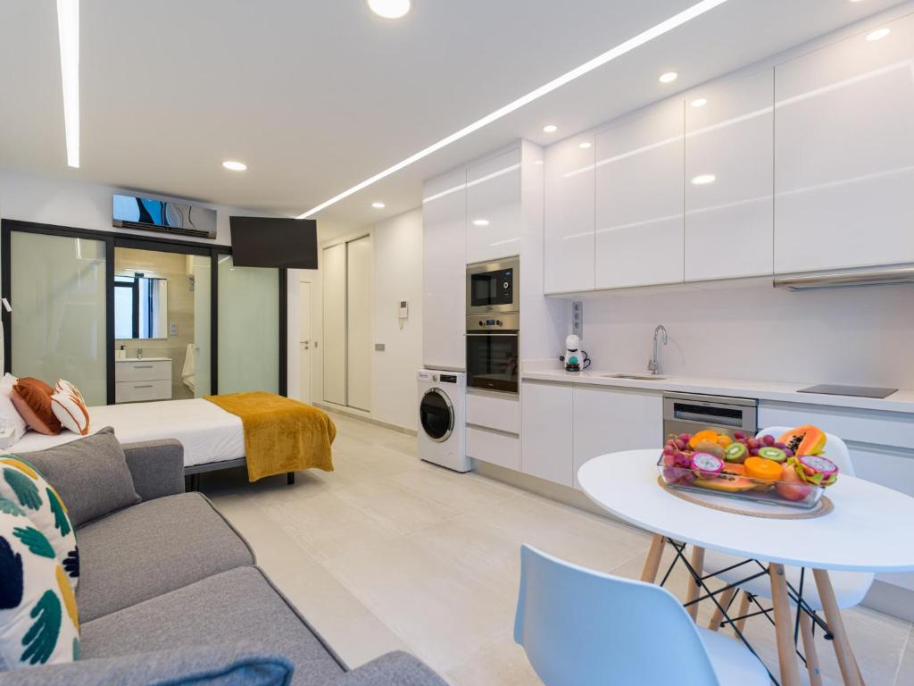 Studio by Las Canteras Beach, Gran Canaria - 3