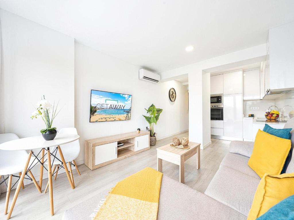 Apartment in Las Palmas near Las Canteras Beach - 2