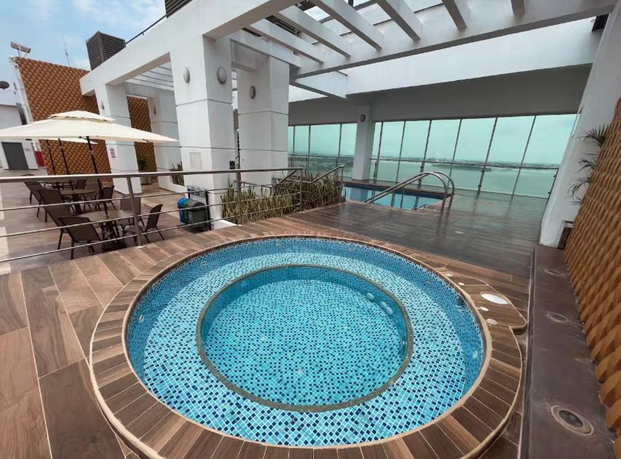 Suite frente al rio Puerto Santa- Guayaquil - 5
