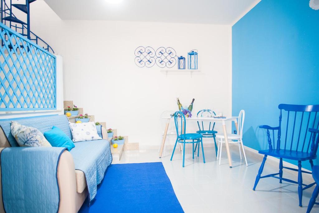 Blue Suite - 5