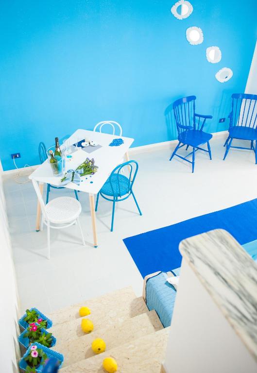 Blue Suite - 3