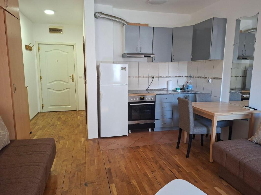 EXIT 021 Apartman - 5