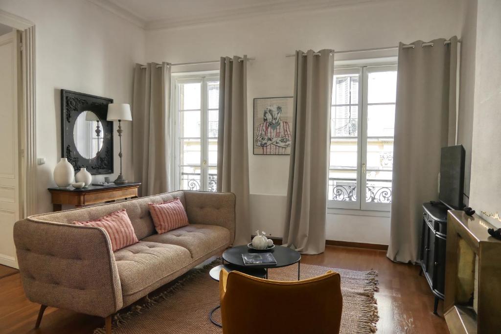 Escale citadine au centre d'Avignon, climatisation, appartement de charme, spacieux et lumineux, Avignon